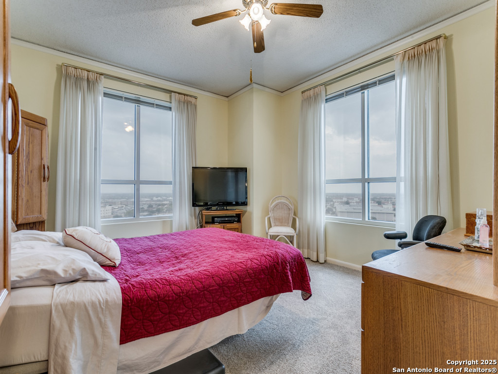 1 Towers Park Ln 1511