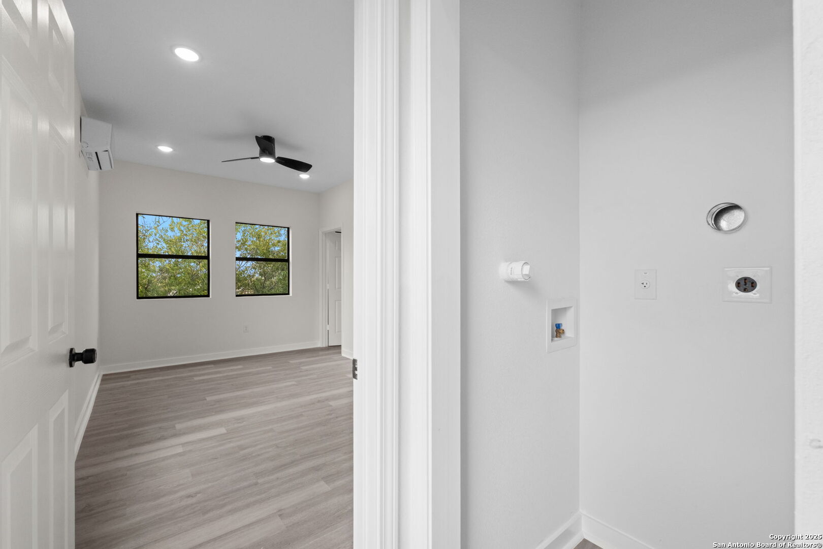 627 S Olive St, #101,102