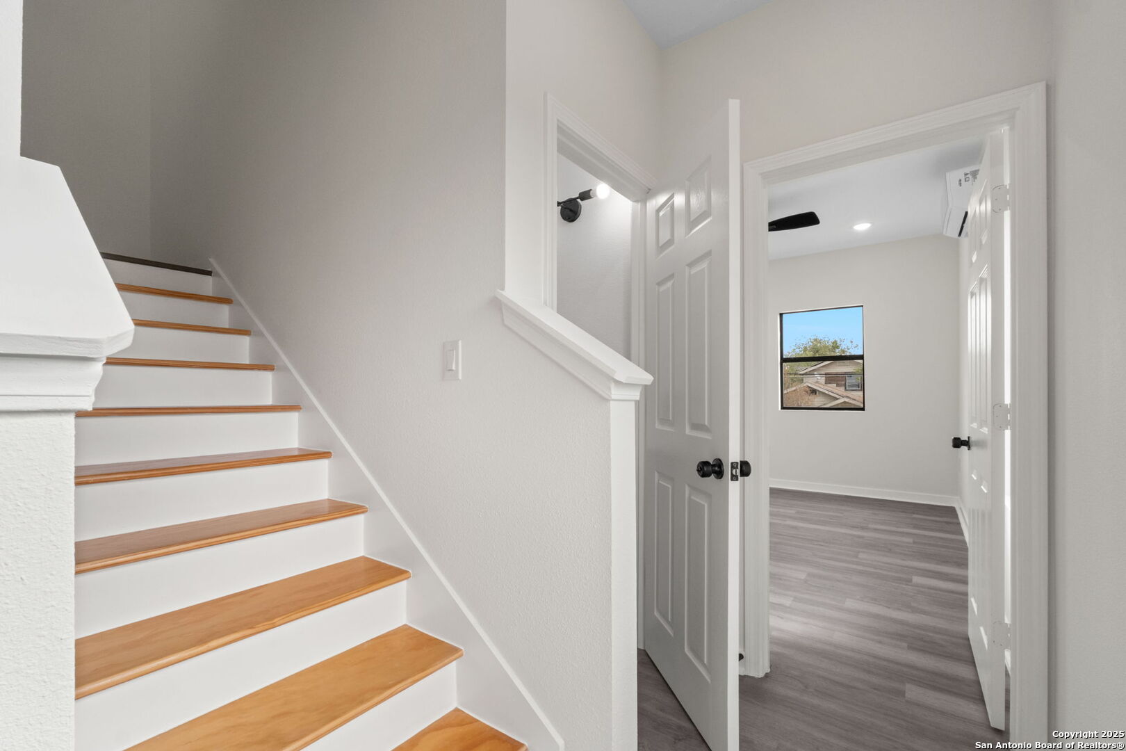 627 S Olive St, #101,102