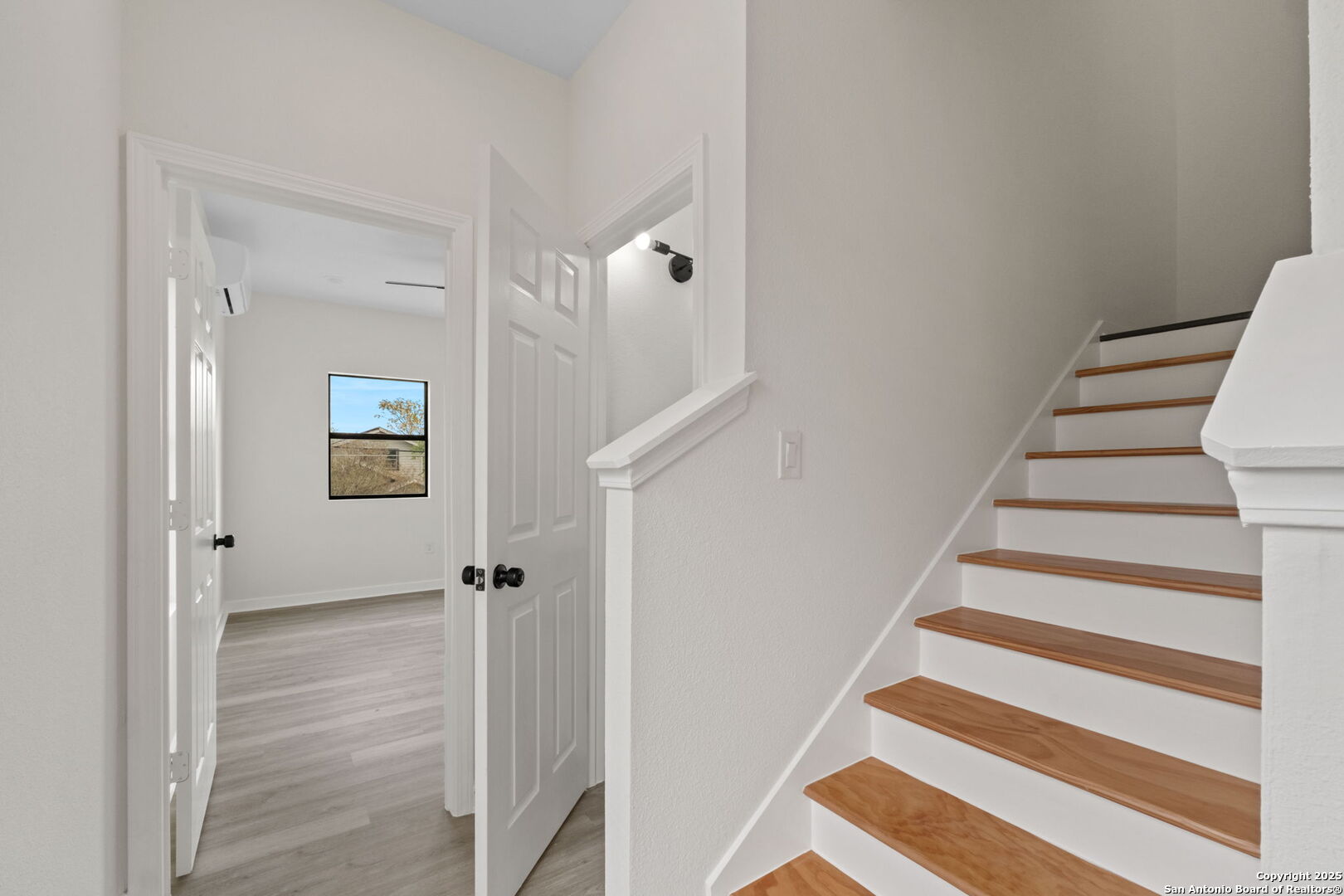 627 S Olive St, #201,202
