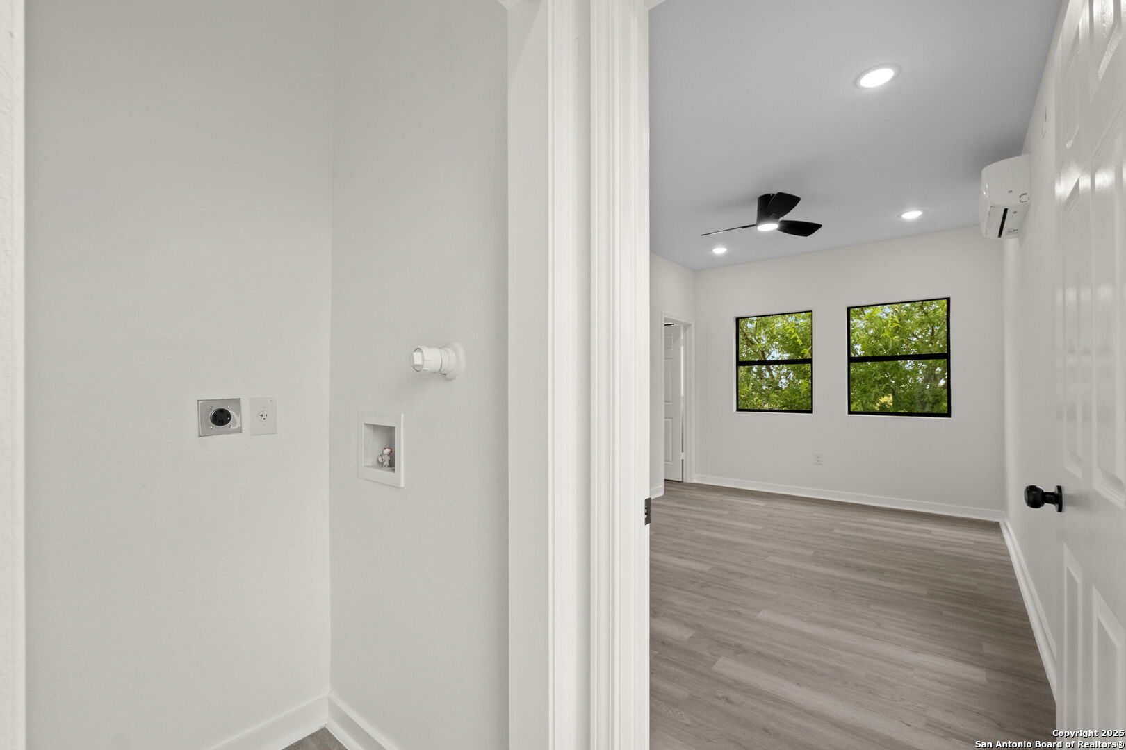 627 S Olive St, #201,202