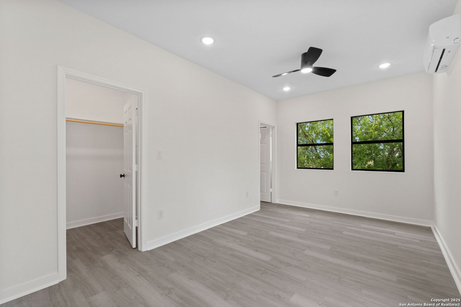 627 S Olive St, #201,202
