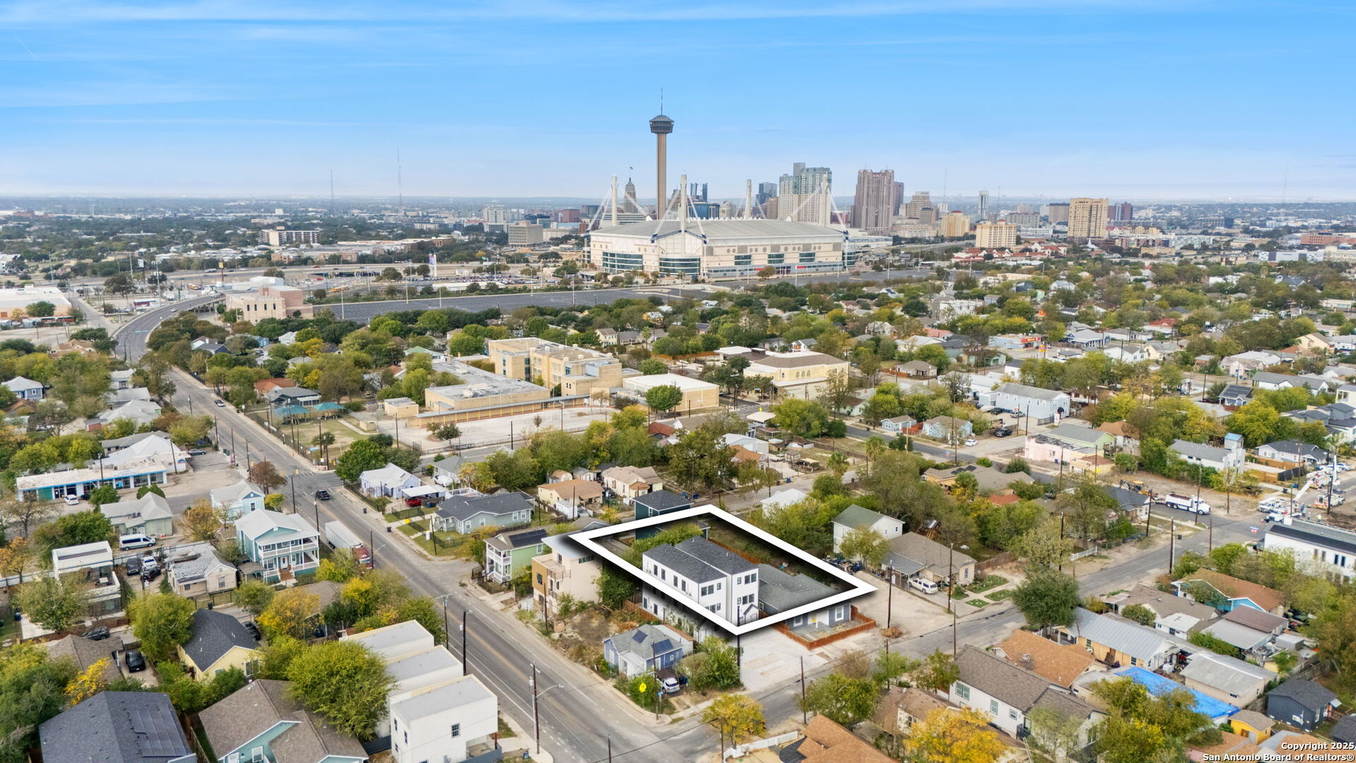 627 S Olive St, #201,202