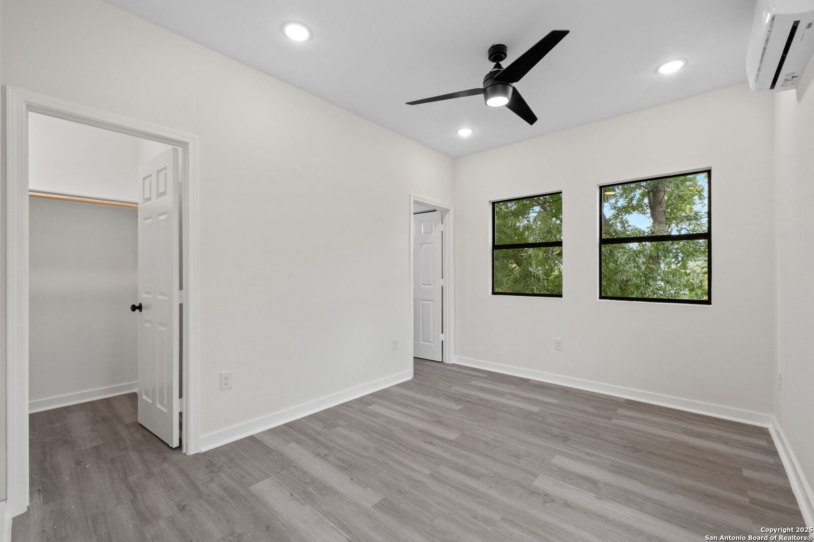 627 S Olive St, #201,202