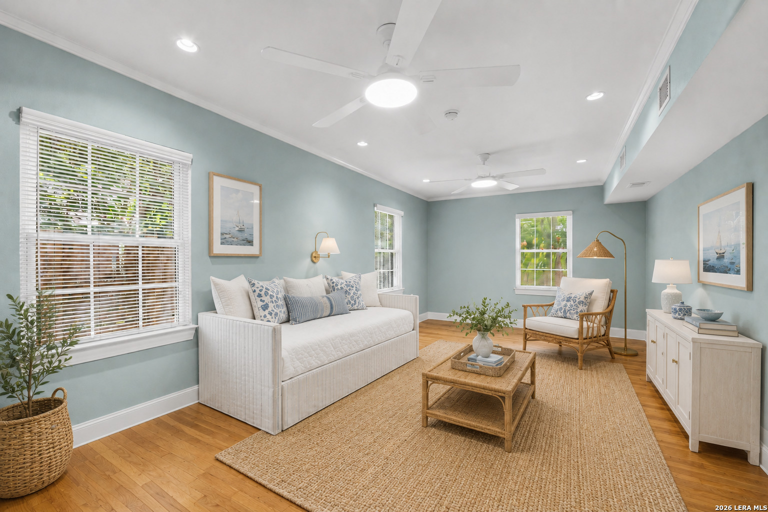 135 Blue Bonnet Blvd