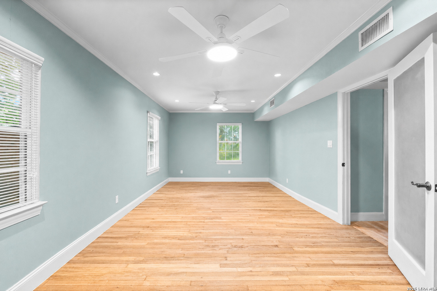135 Blue Bonnet Blvd