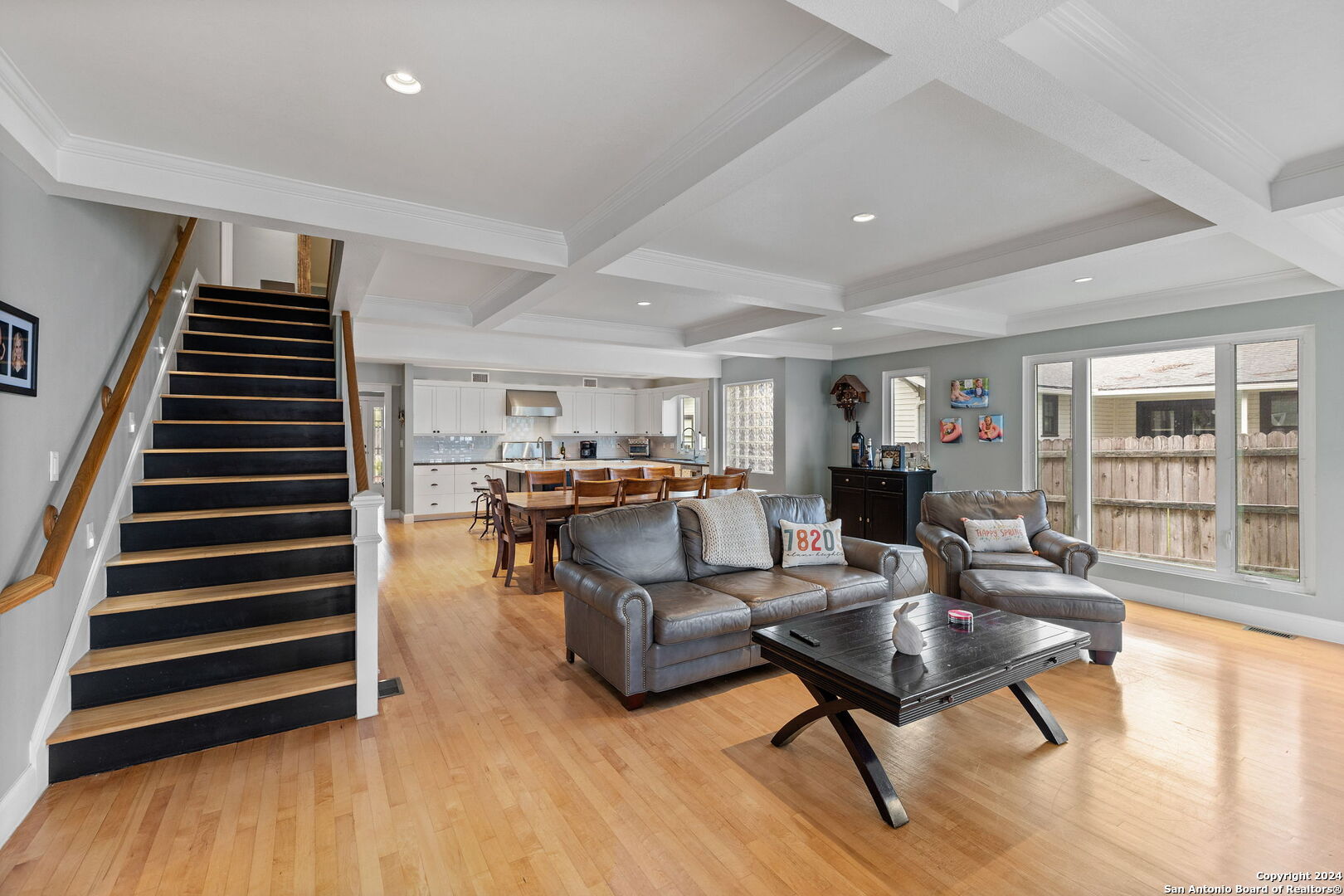 135 Blue Bonnet Blvd