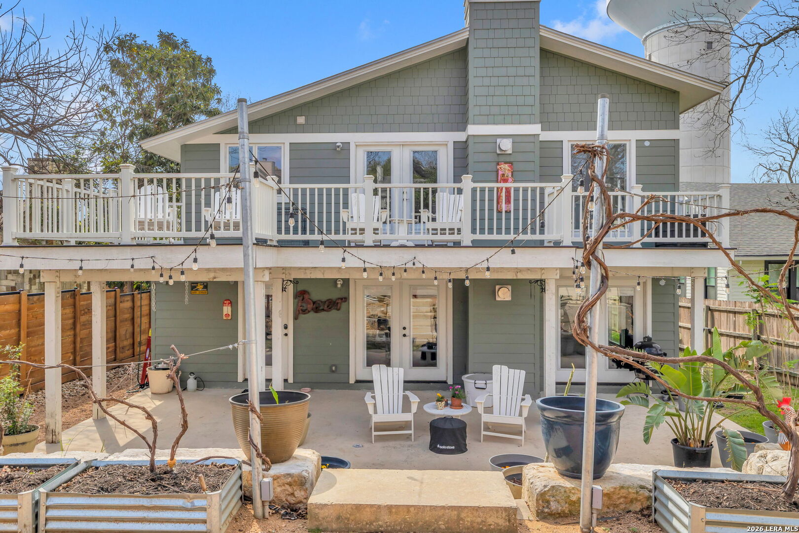 135 Blue Bonnet Blvd