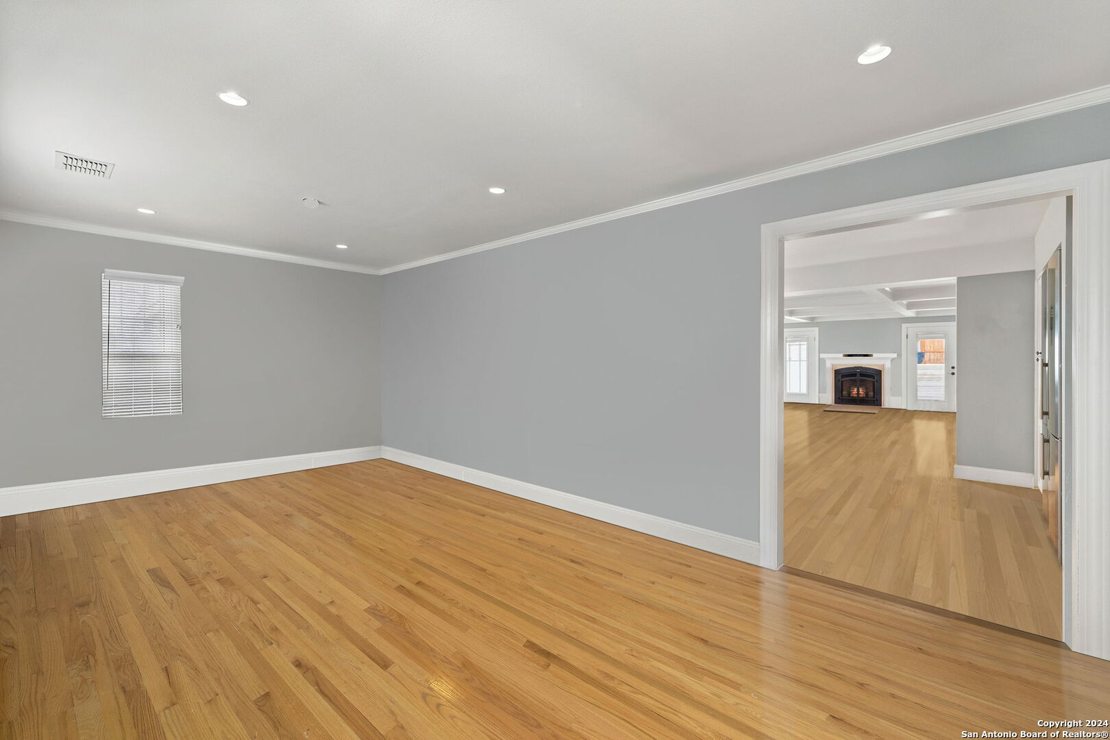 135 Blue Bonnet Blvd