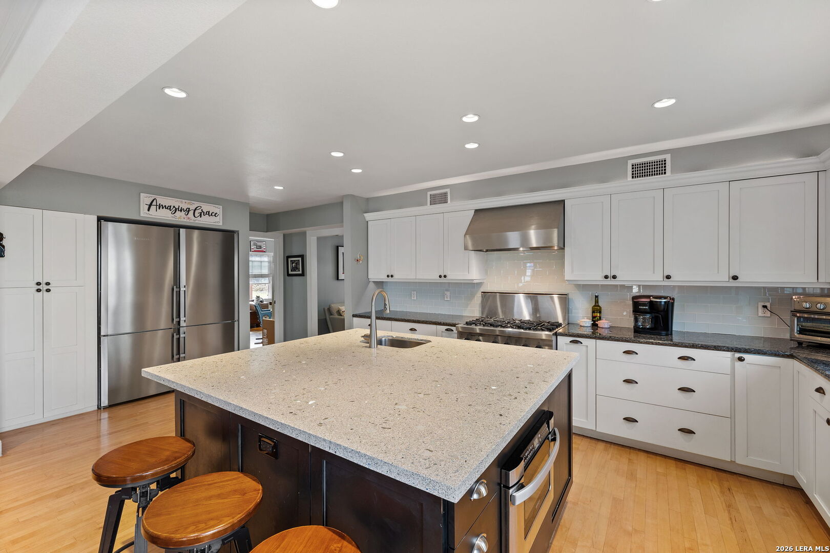 135 Blue Bonnet Blvd