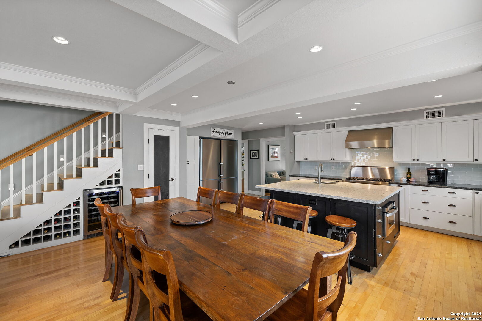 135 Blue Bonnet Blvd