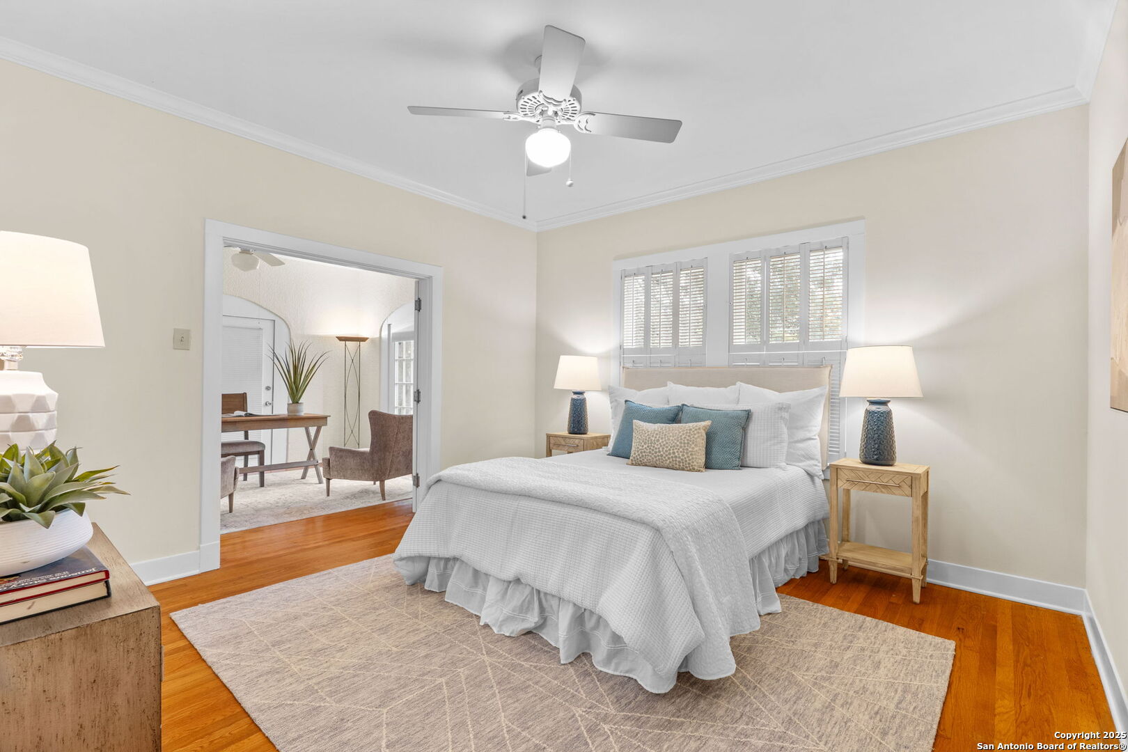 247 E Rosewood