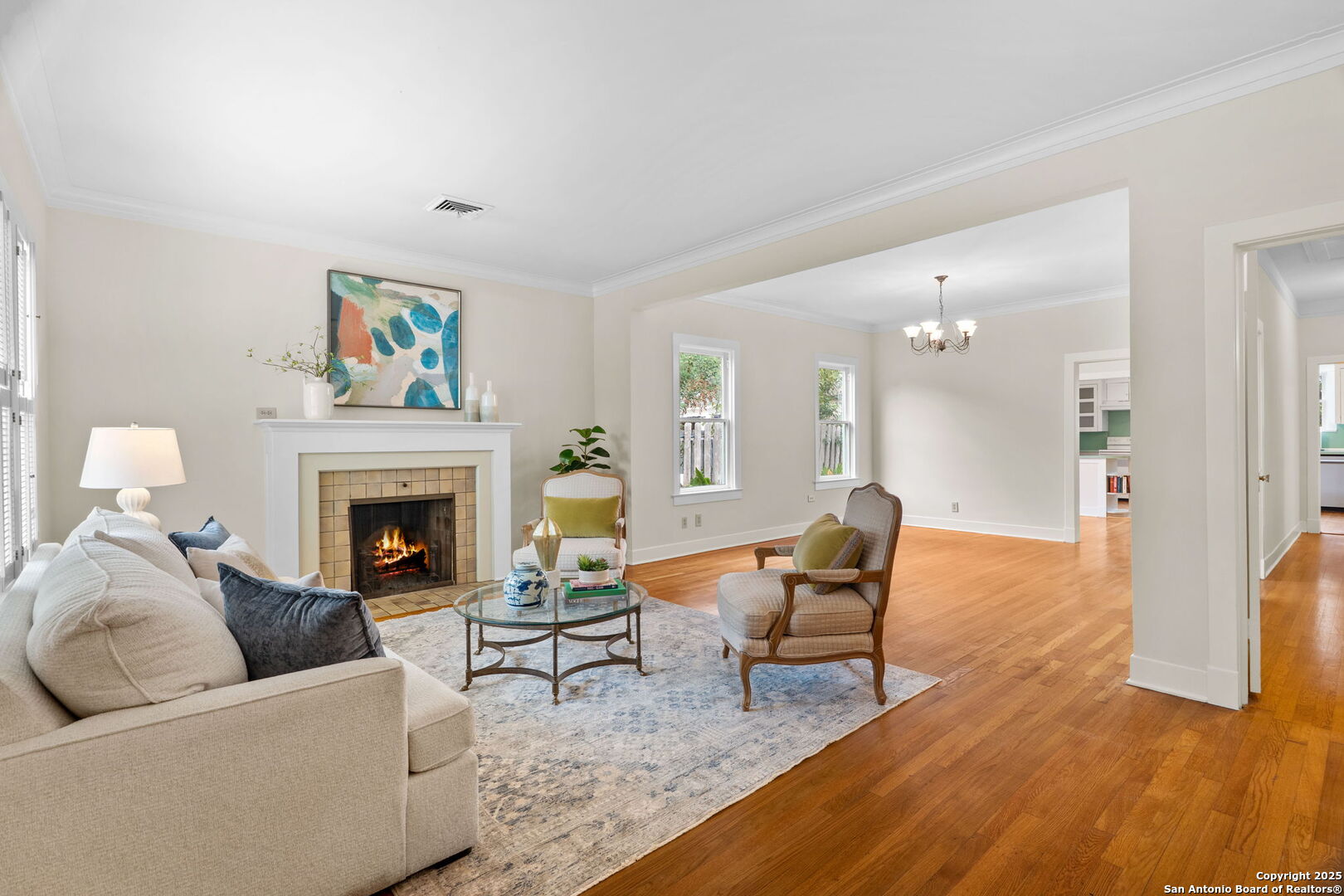 247 E Rosewood