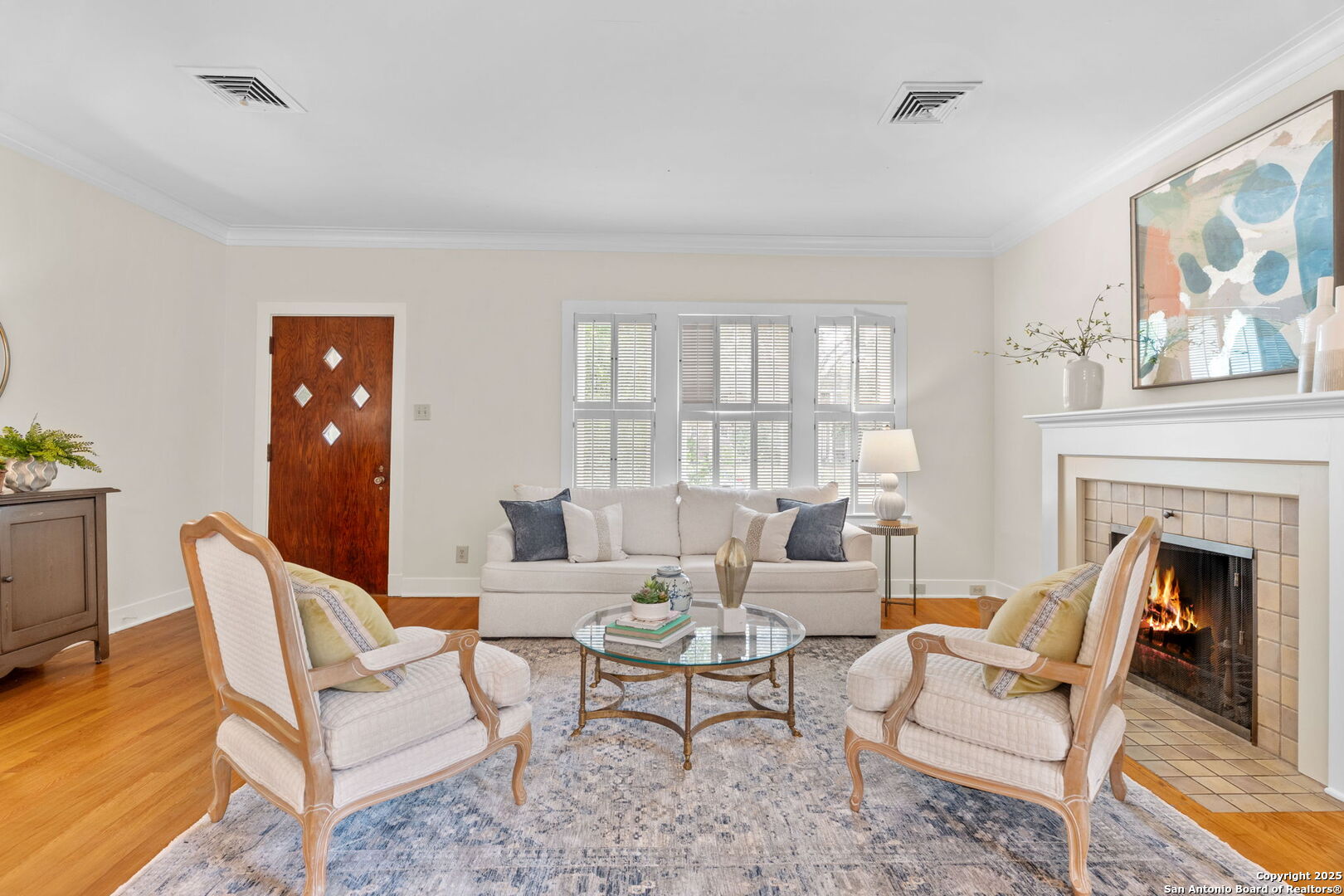 247 E Rosewood
