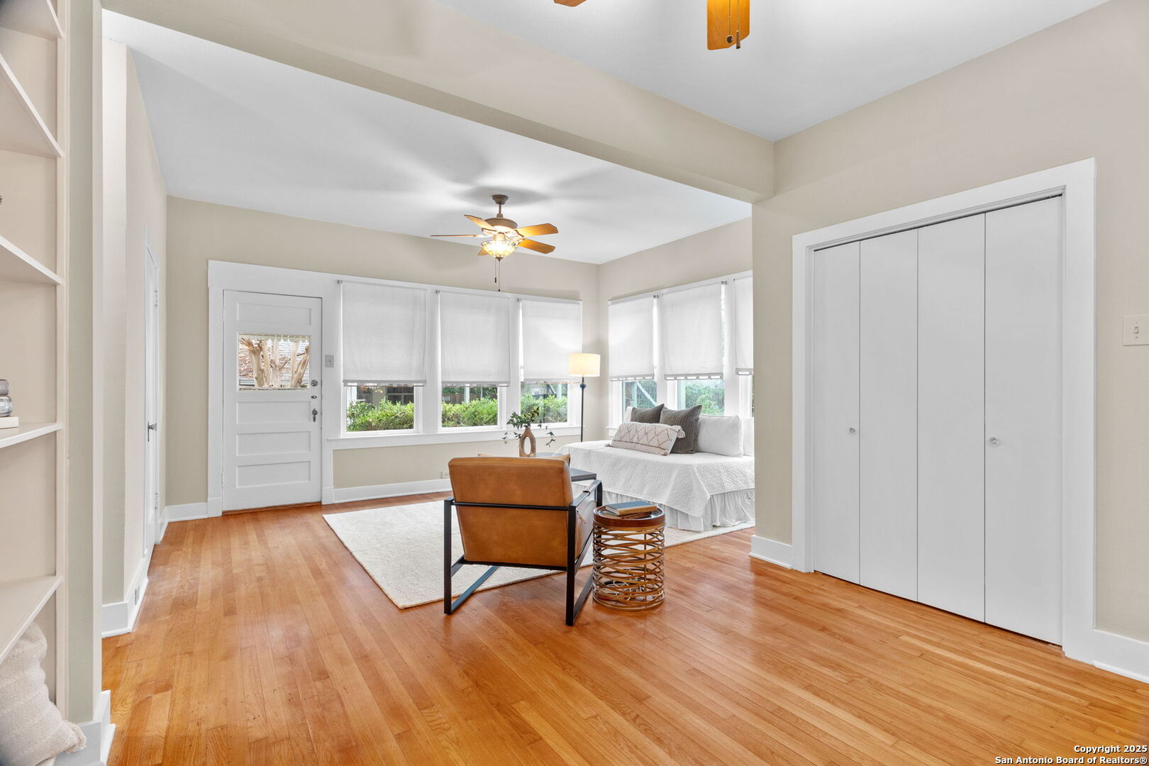 247 E Rosewood
