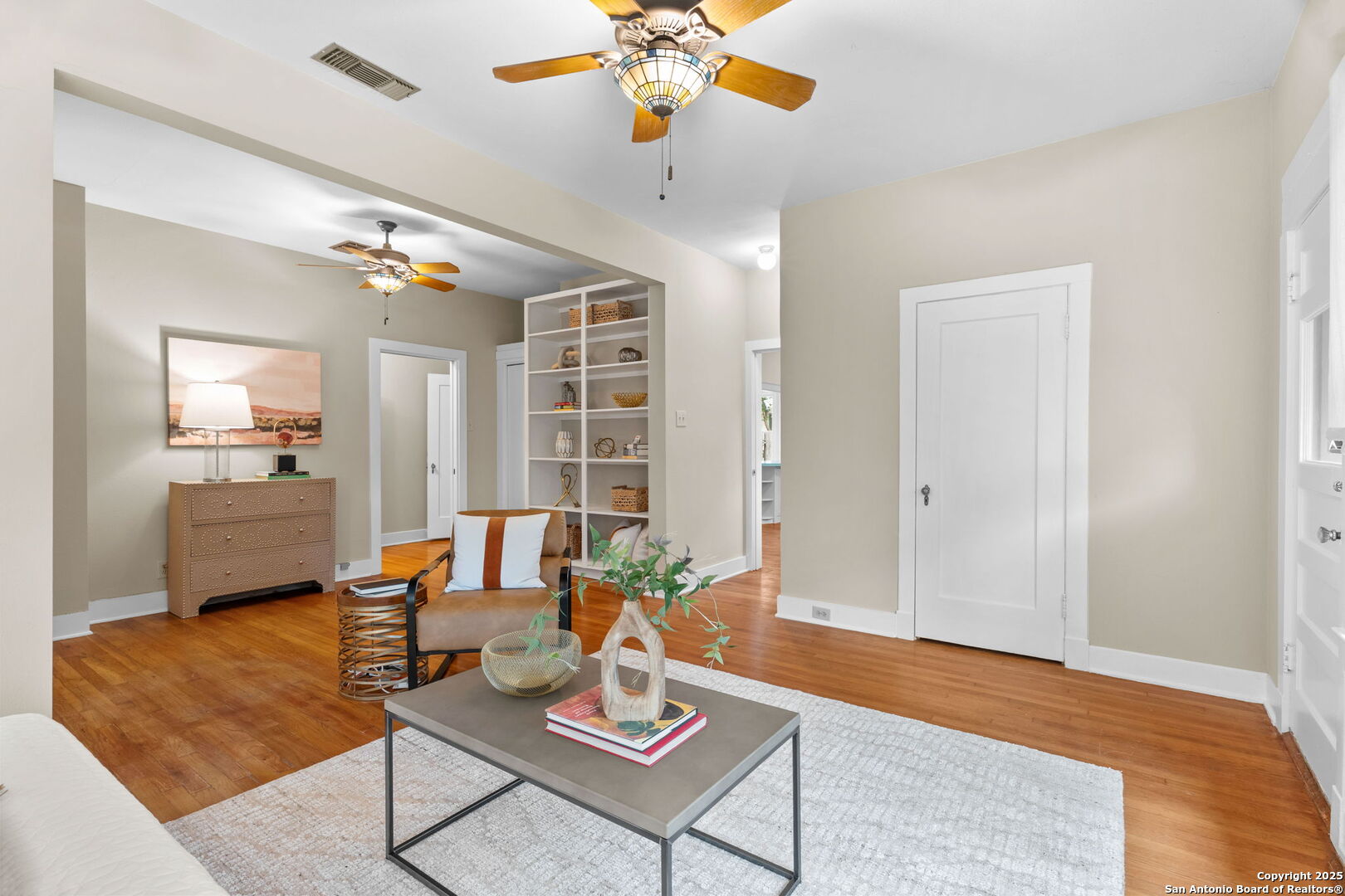247 E Rosewood