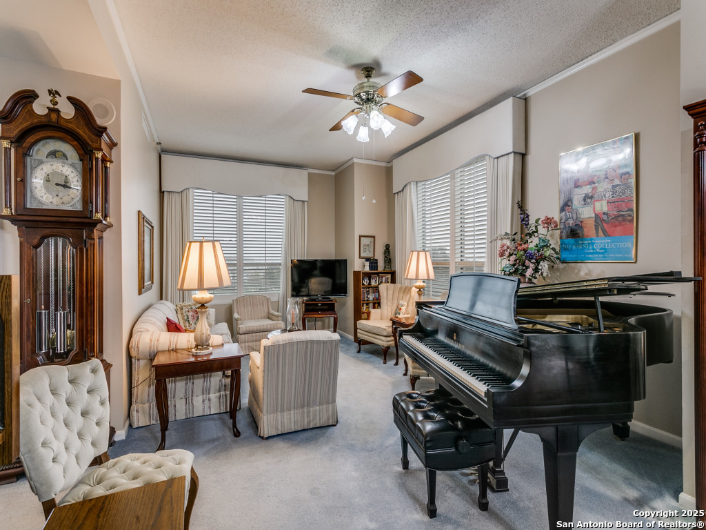 1 Towers Park Ln 412