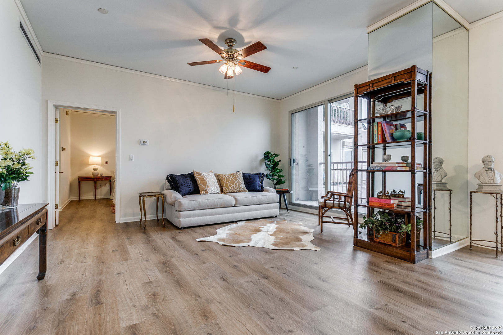 1 Towers Park Ln 2216