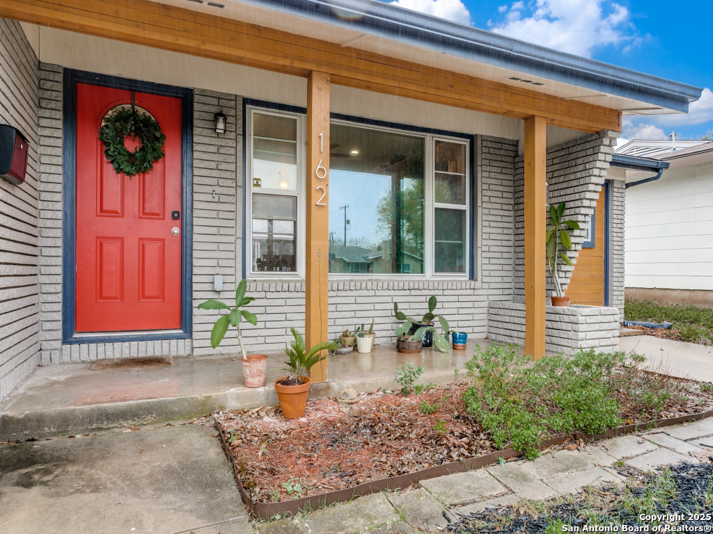 162 Sullivan