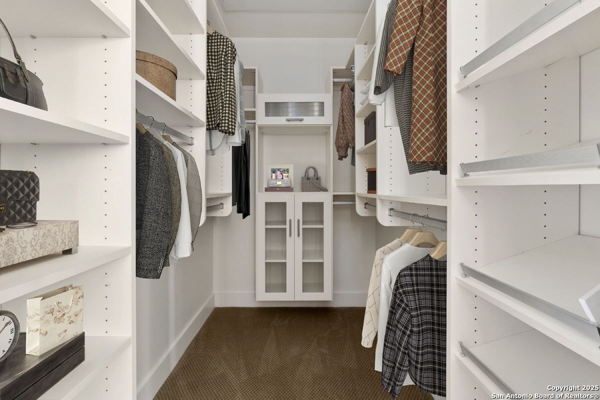 610 E Market UNIT 2508