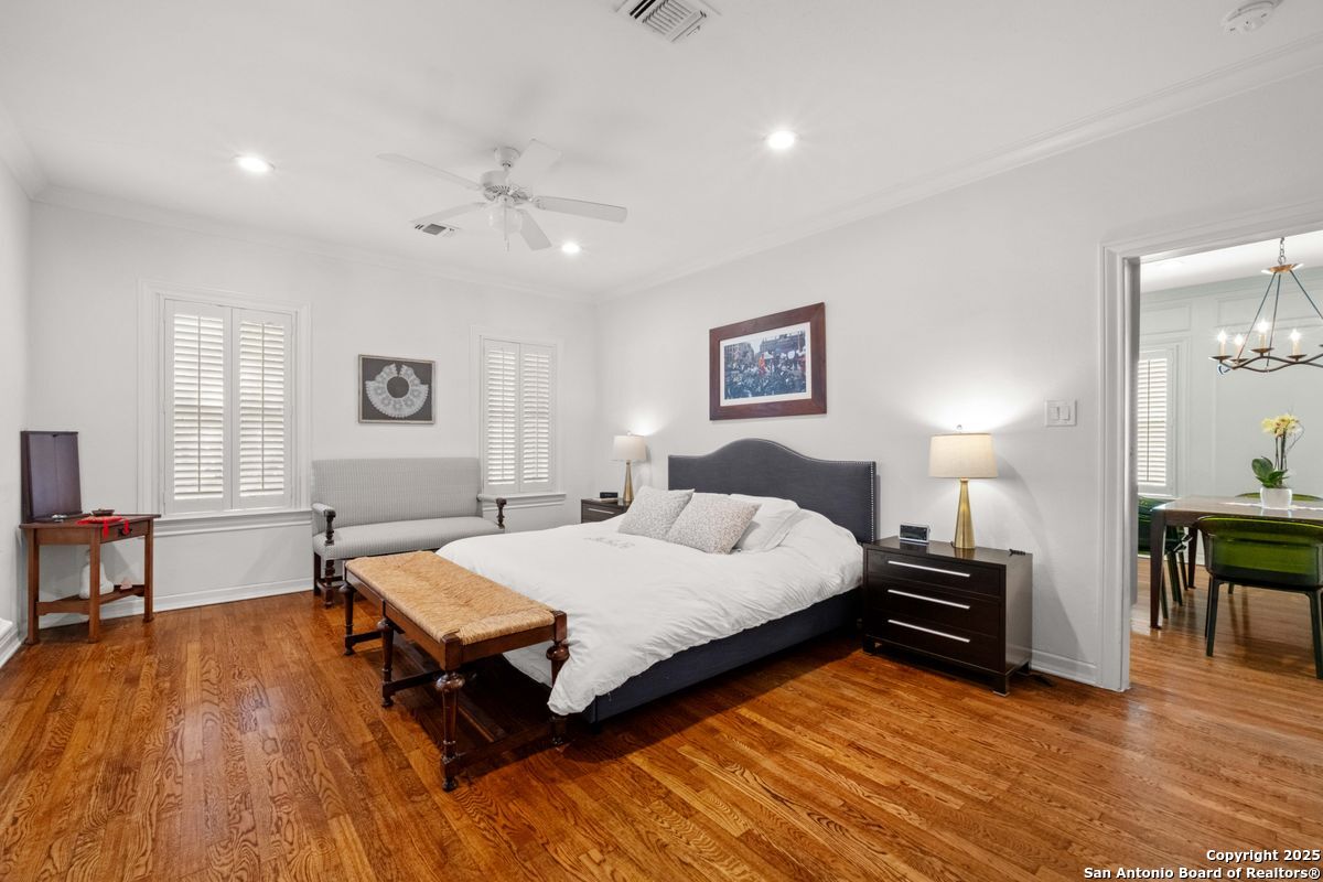 351 Rosemary