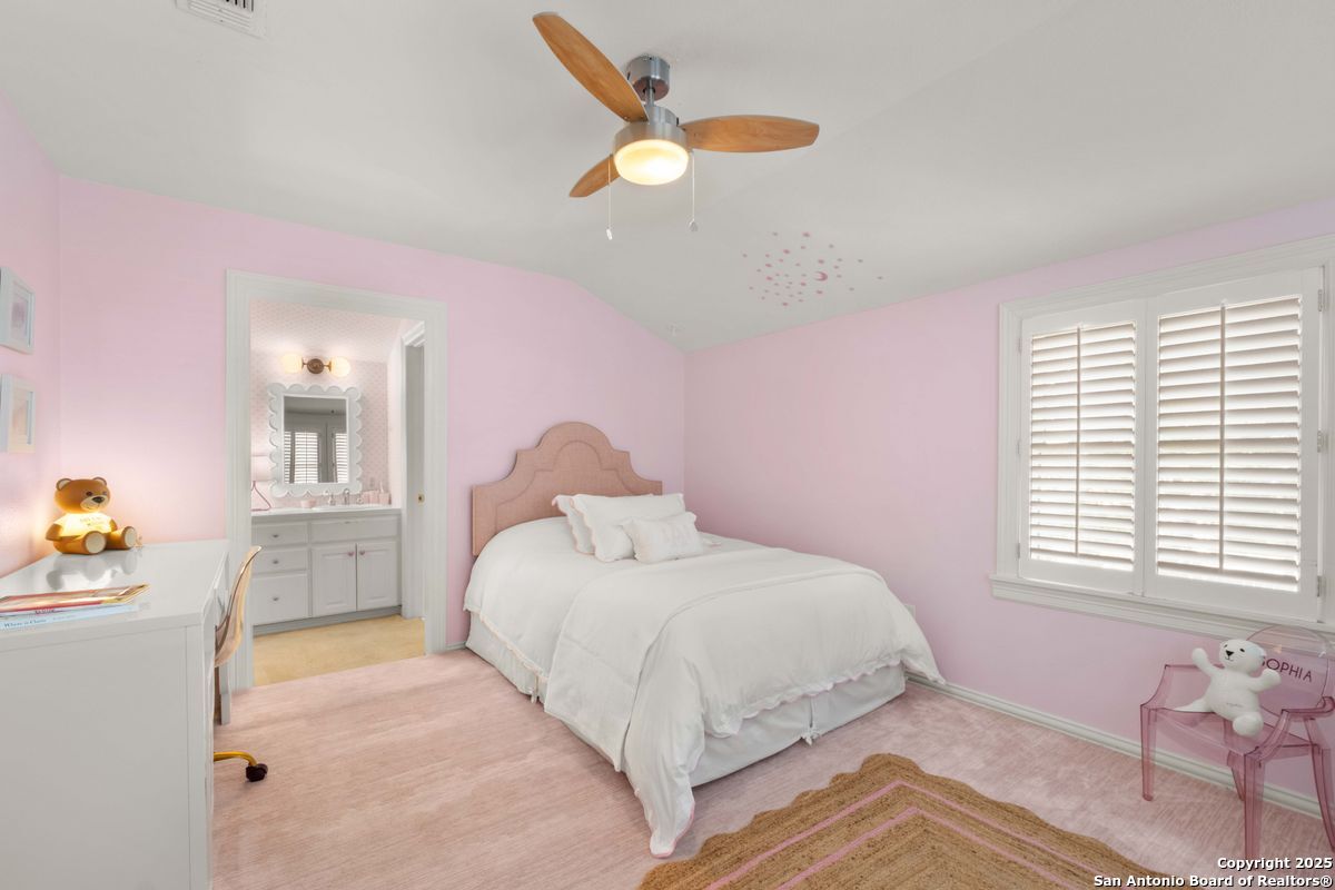 351 Rosemary