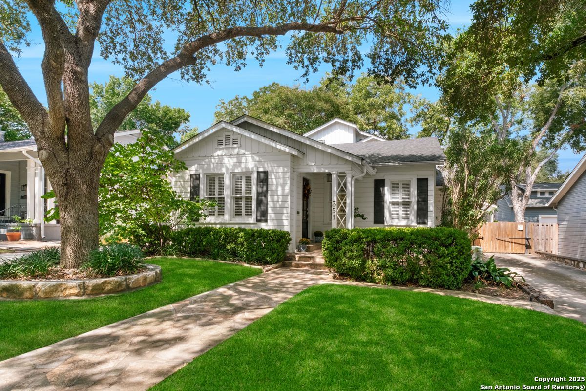 351 Rosemary