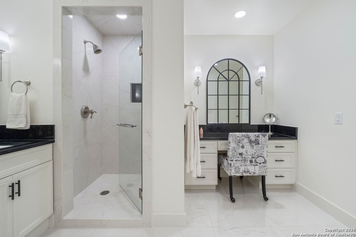 610 E Market UNIT 3110