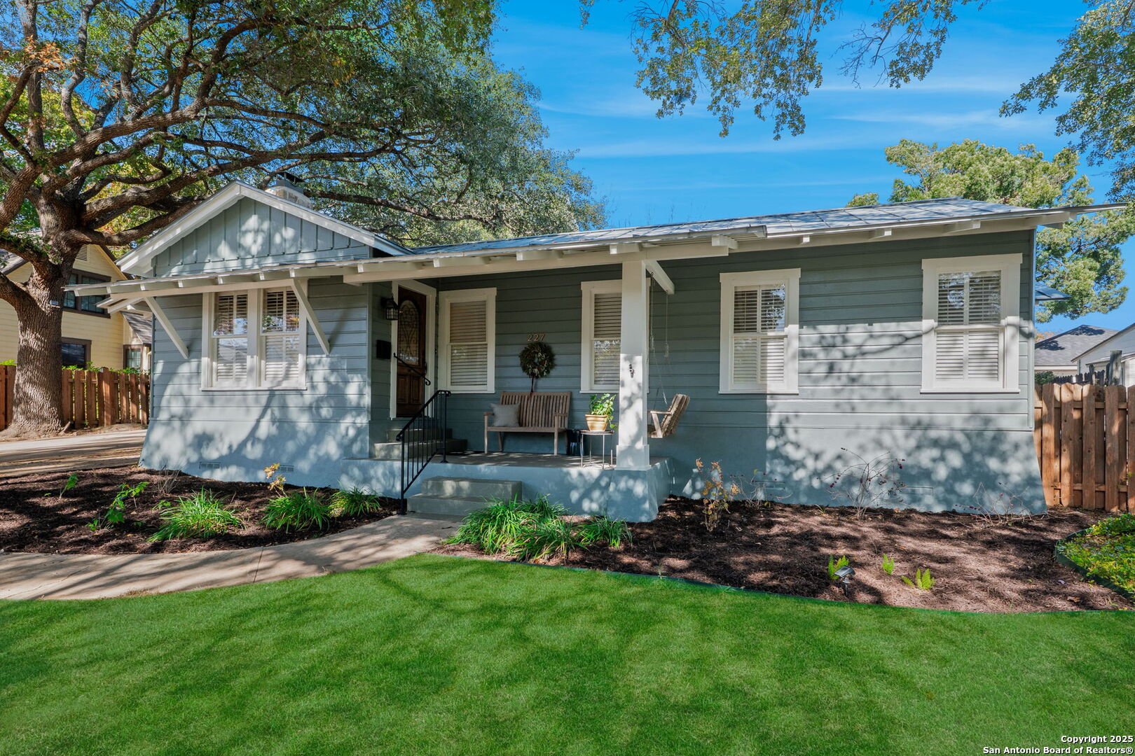 227 Halcyon Pl