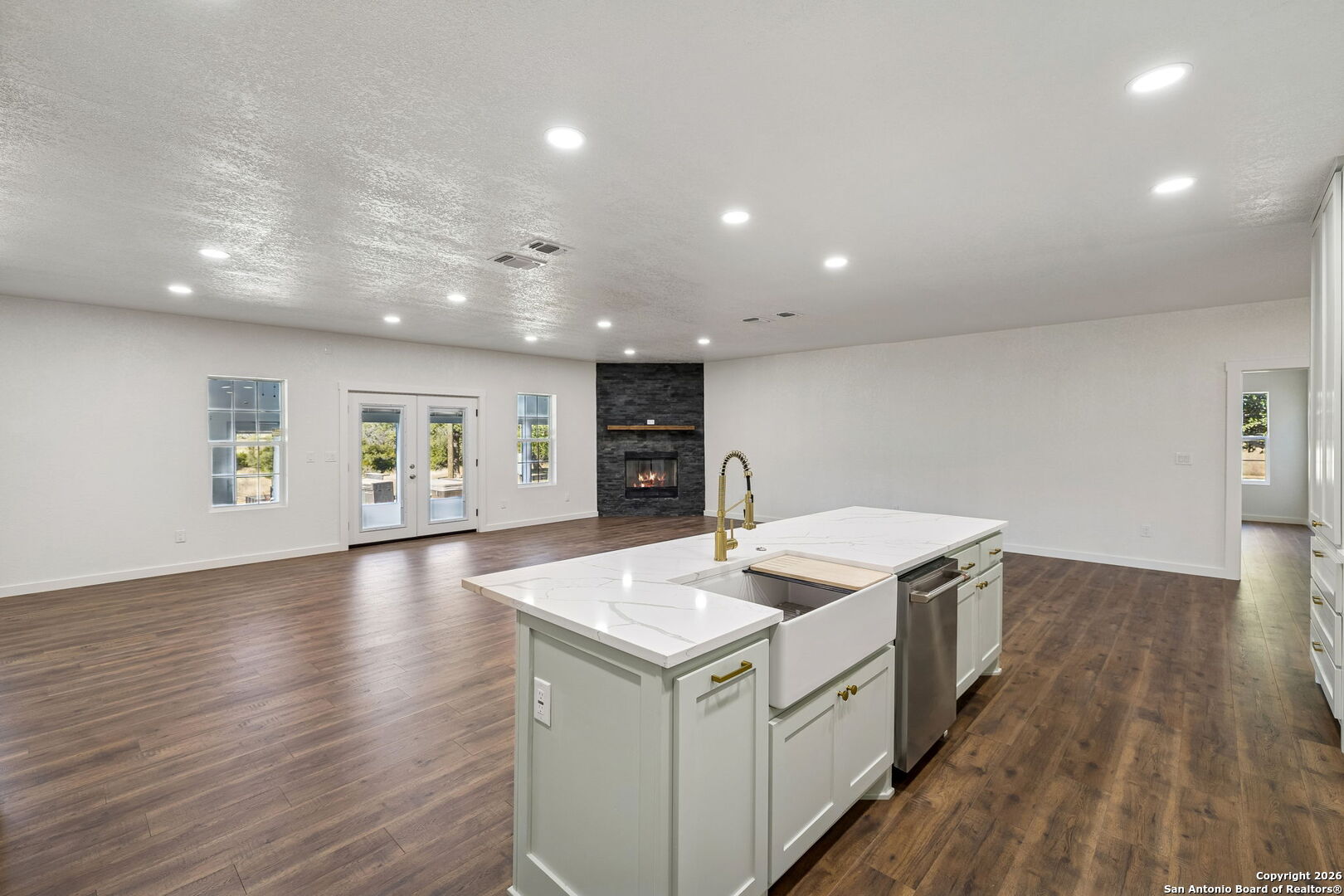 11890 Ranch Road 965