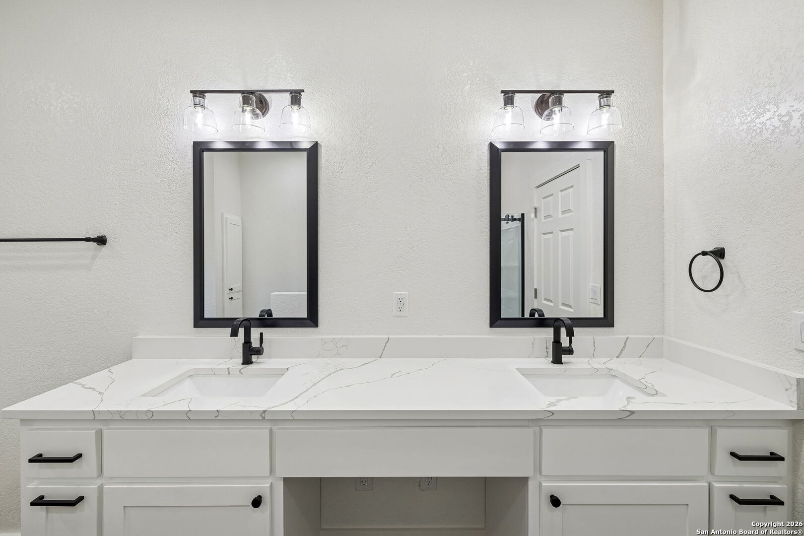 11890 Ranch Road 965