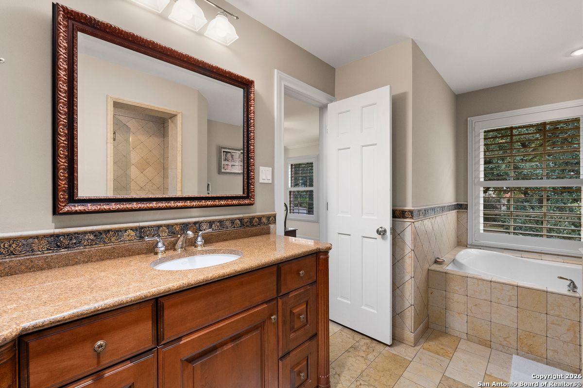 360 PASEO ENCINAL ST