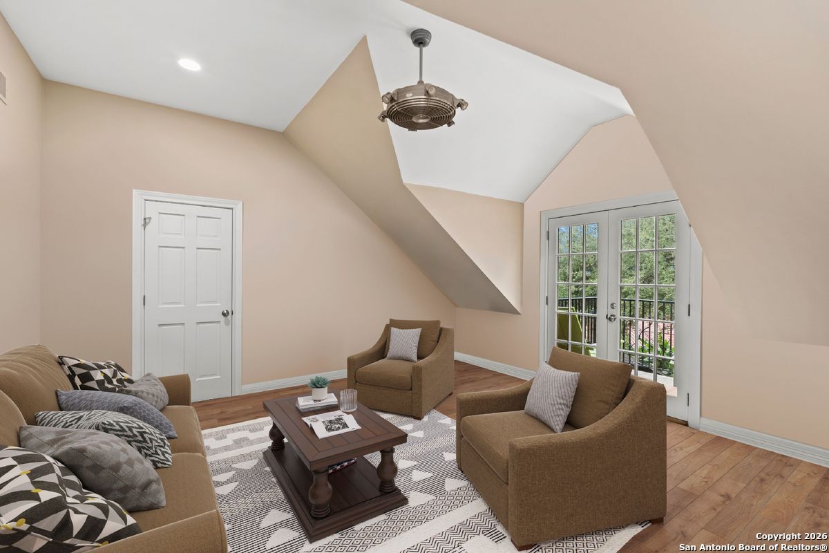 360 PASEO ENCINAL ST