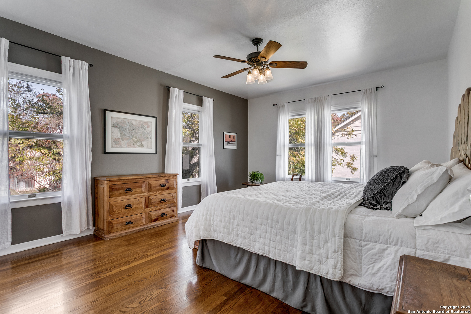 430 Thelma Dr.