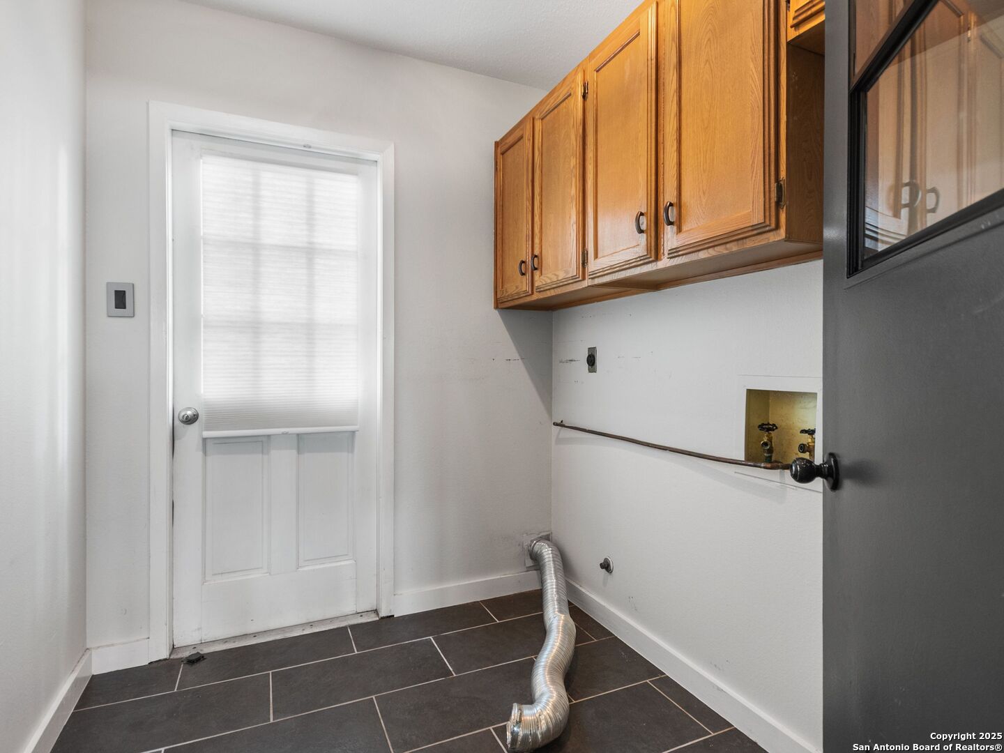 4526 Honey Locust Woods