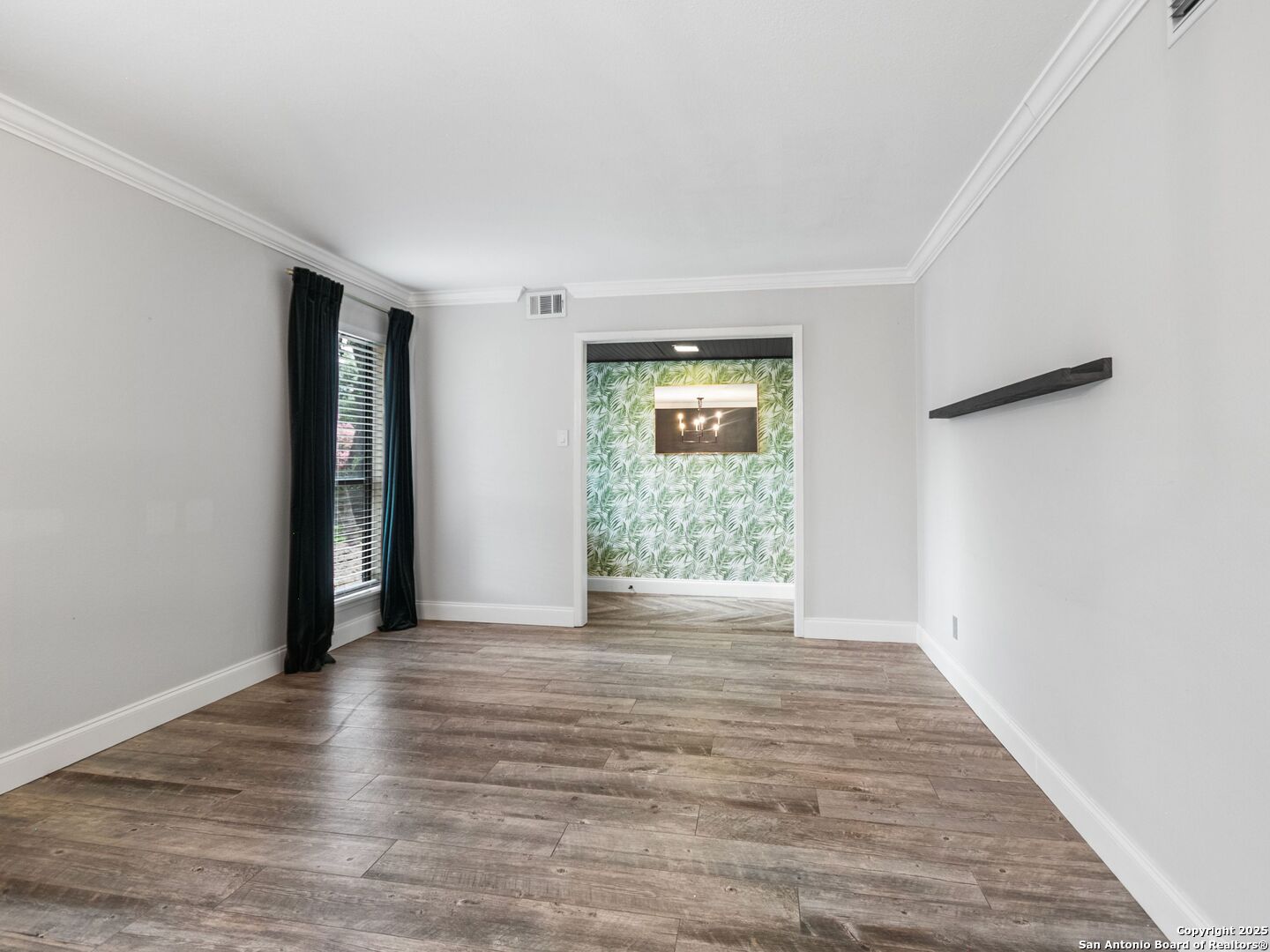 4526 Honey Locust Woods