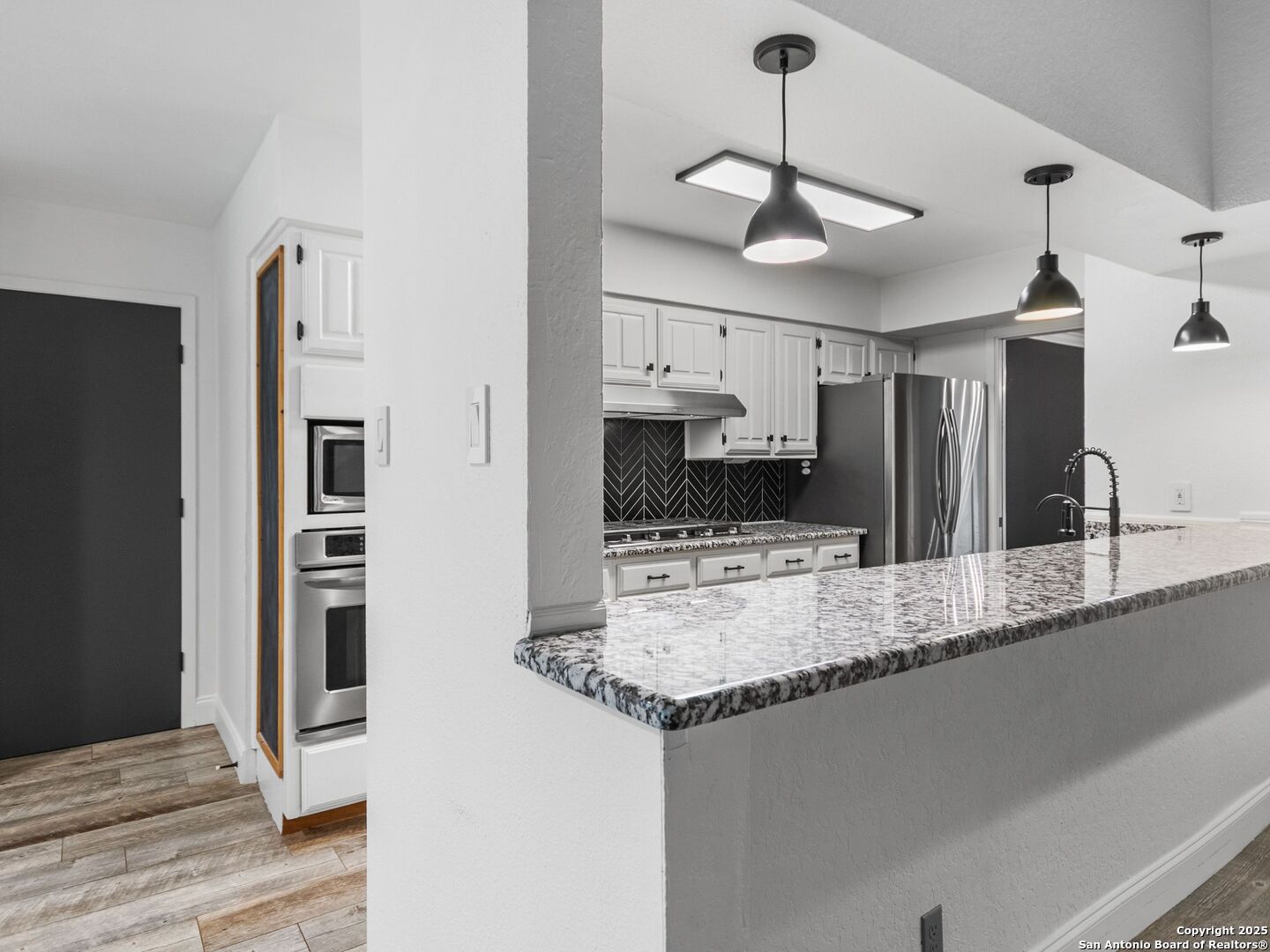 4526 Honey Locust Woods