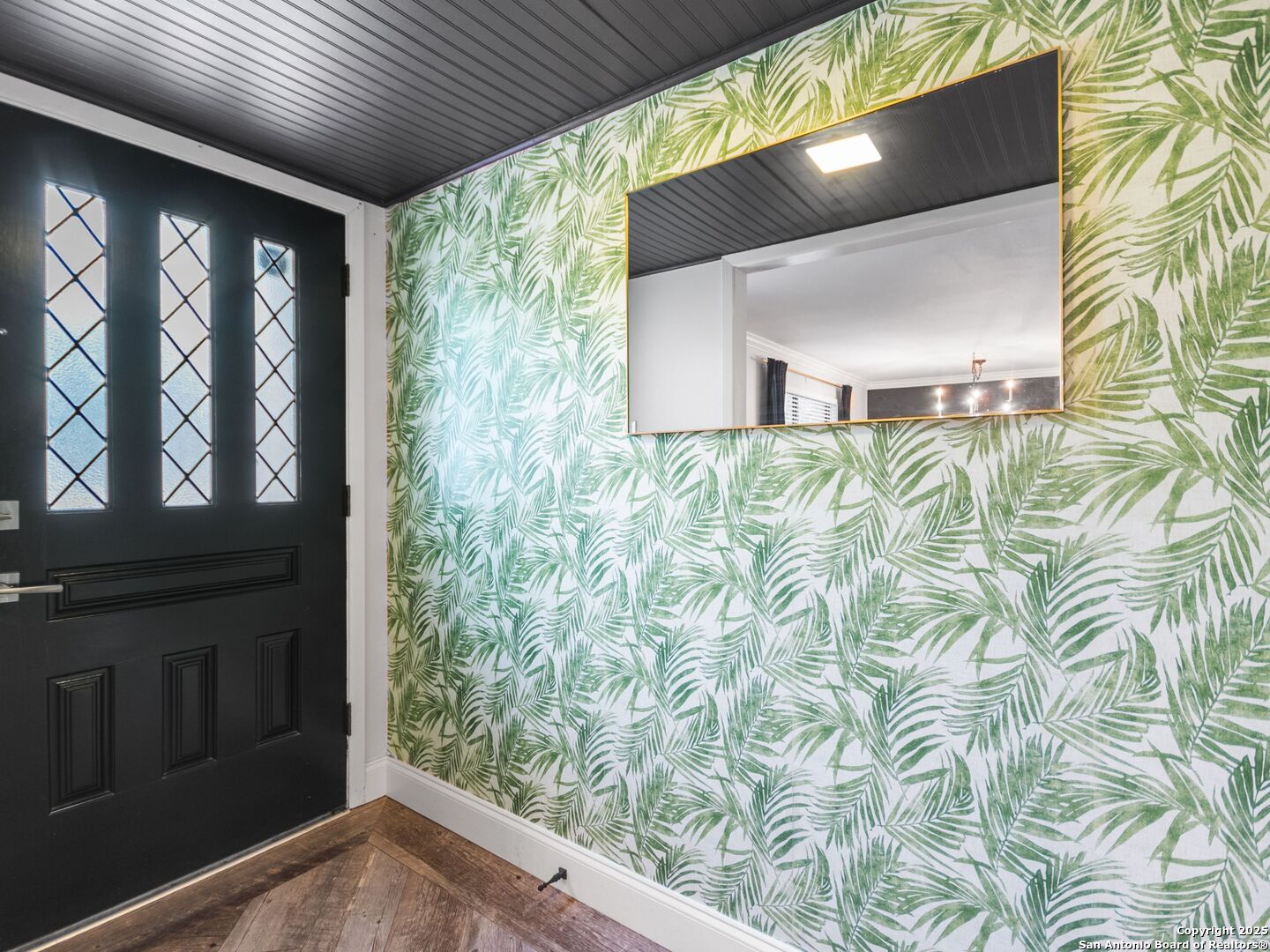 4526 Honey Locust Woods