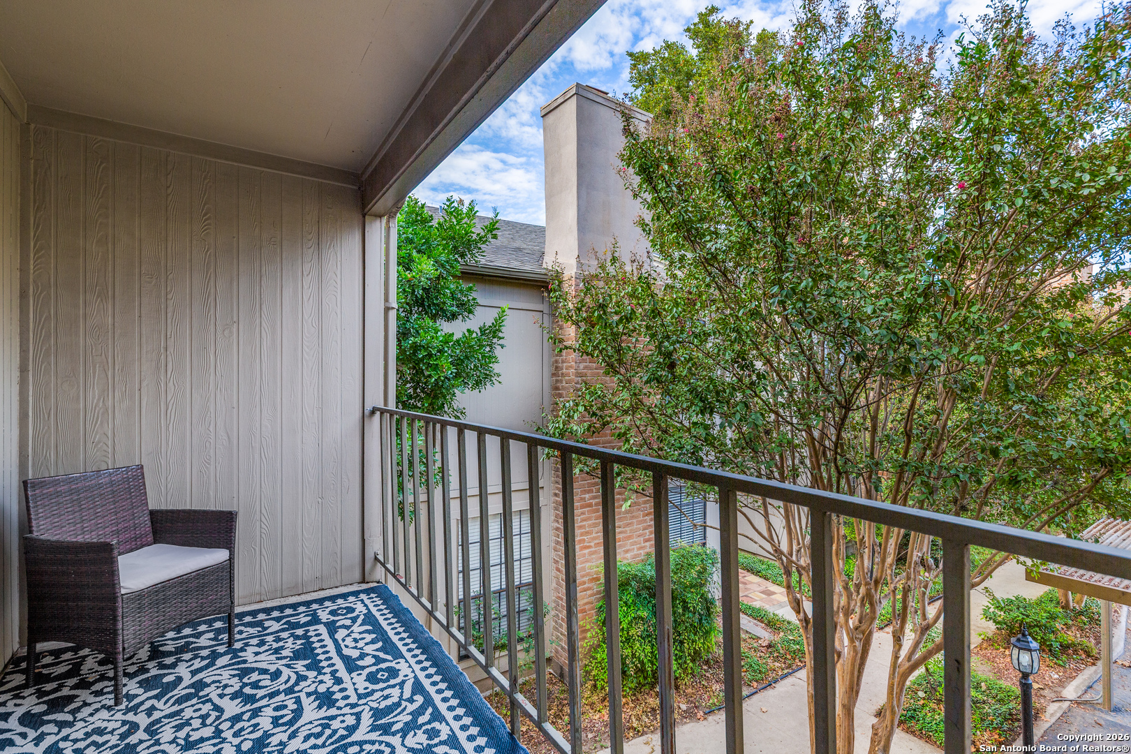 7711 Callaghan APT 905