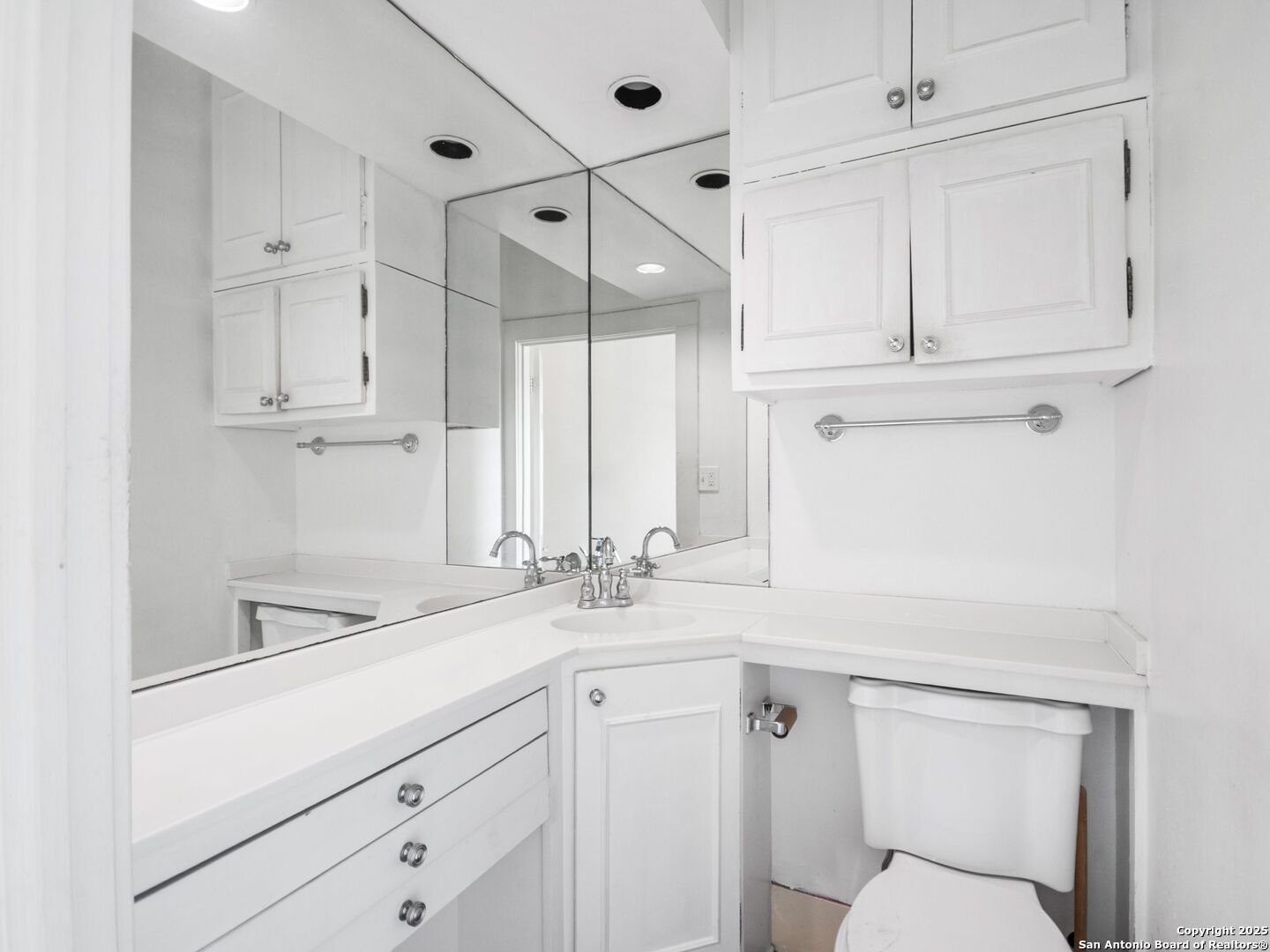 235 E Huisache Avenue #1202