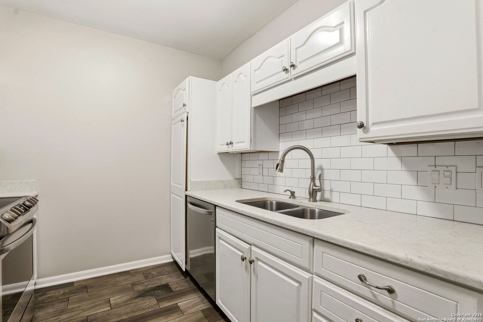 1 Towers Park Ln 1007