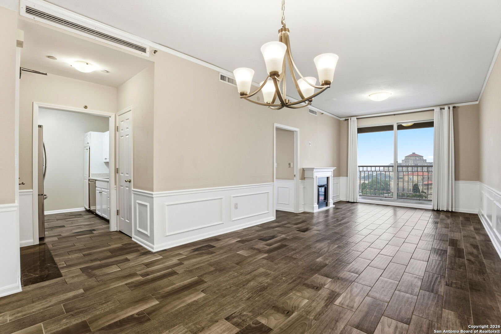 1 Towers Park Ln 1007