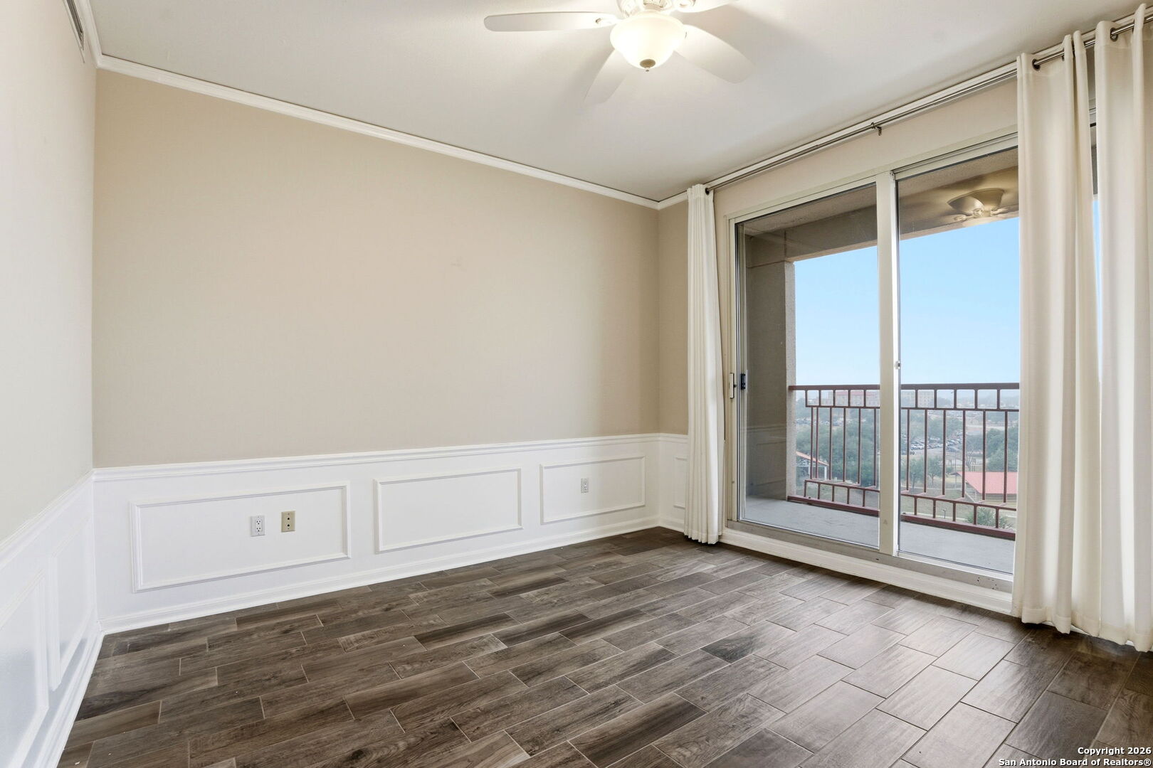 1 Towers Park Ln 1007