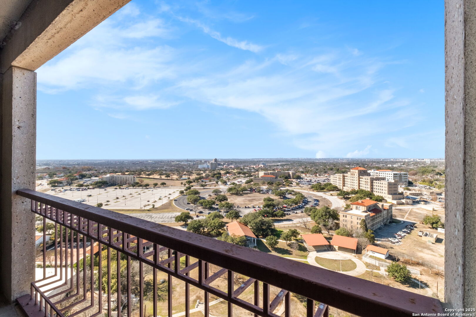 1 Towers Park Ln 1007