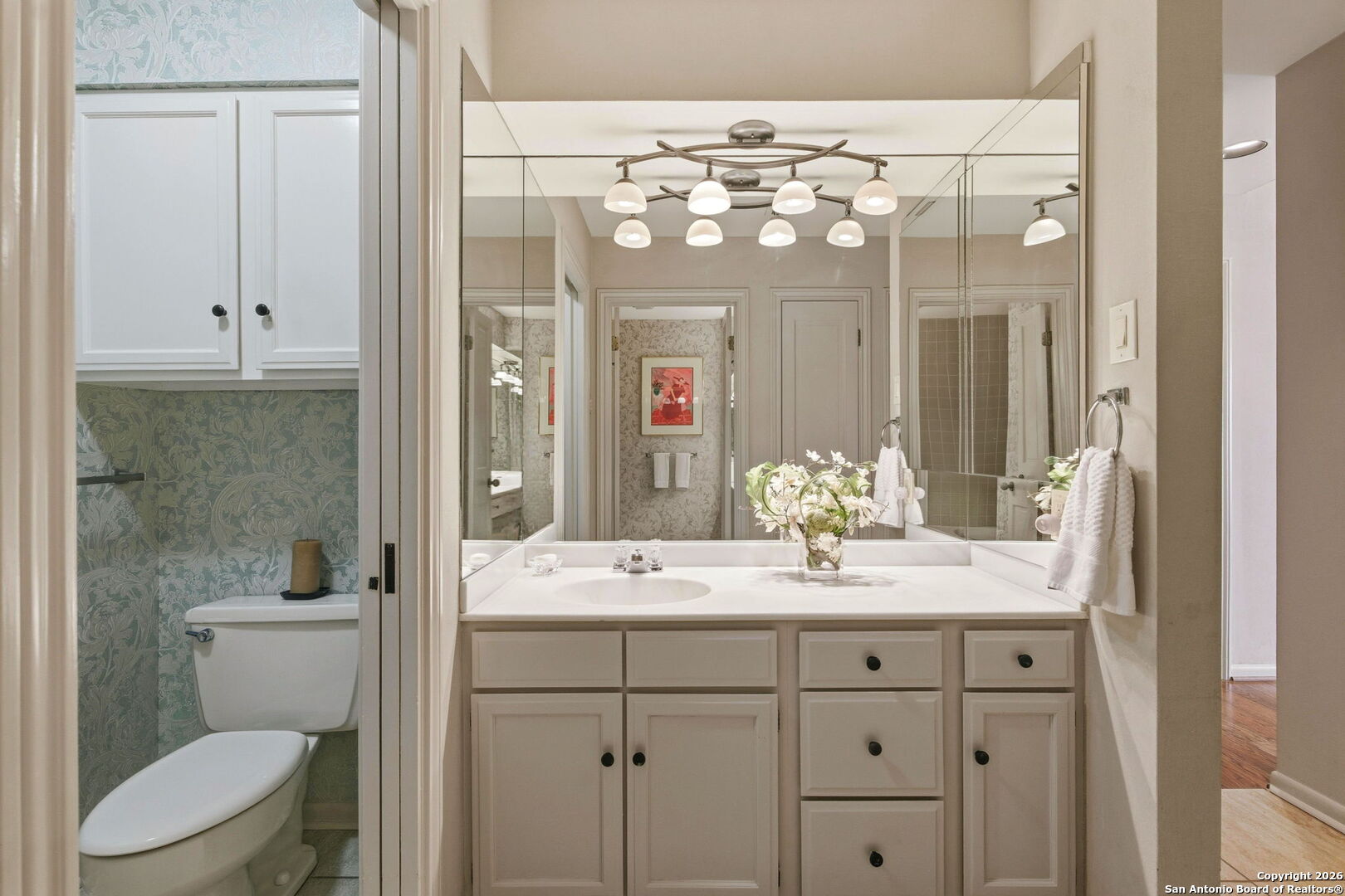 4001 N. New Braunfels APT 1206A