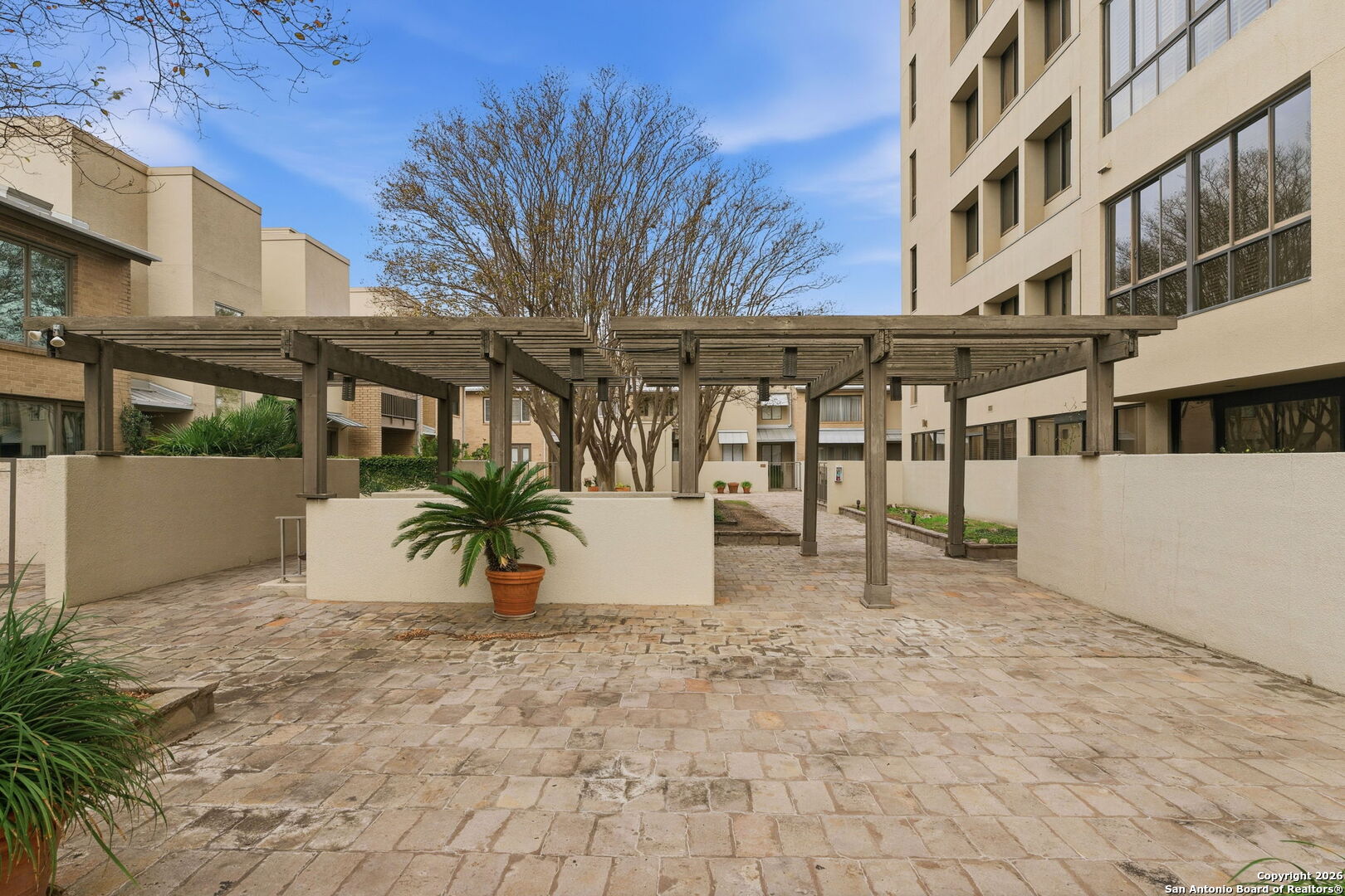 4001 N. New Braunfels APT 1206A