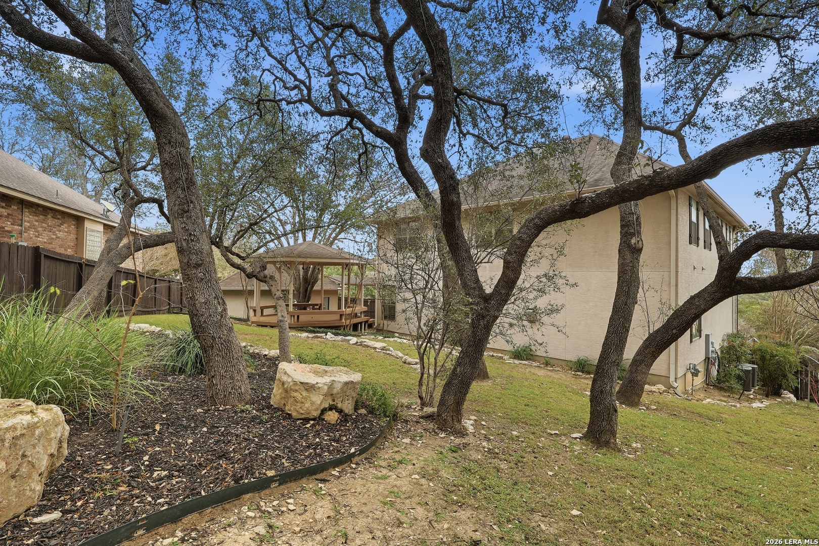 18339 Emerald Oaks
