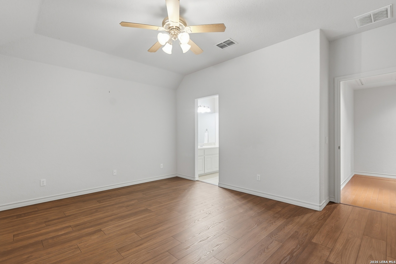 18339 Emerald Oaks