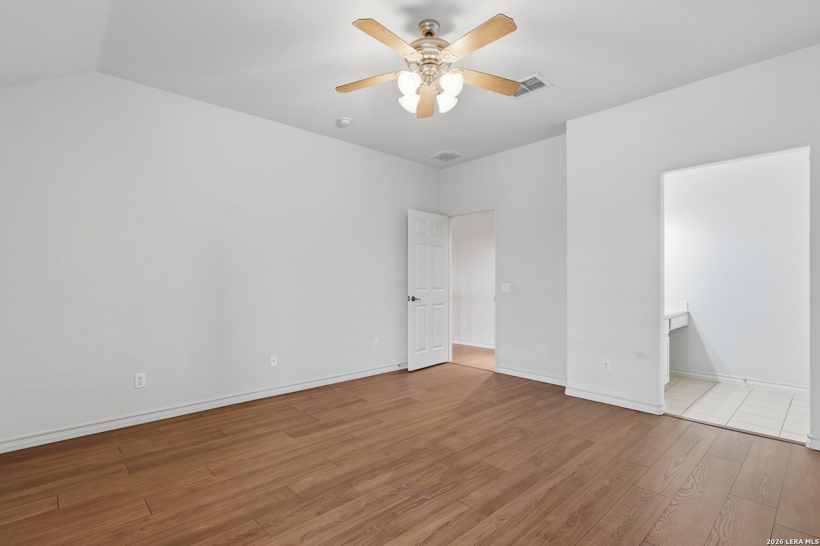 18339 Emerald Oaks