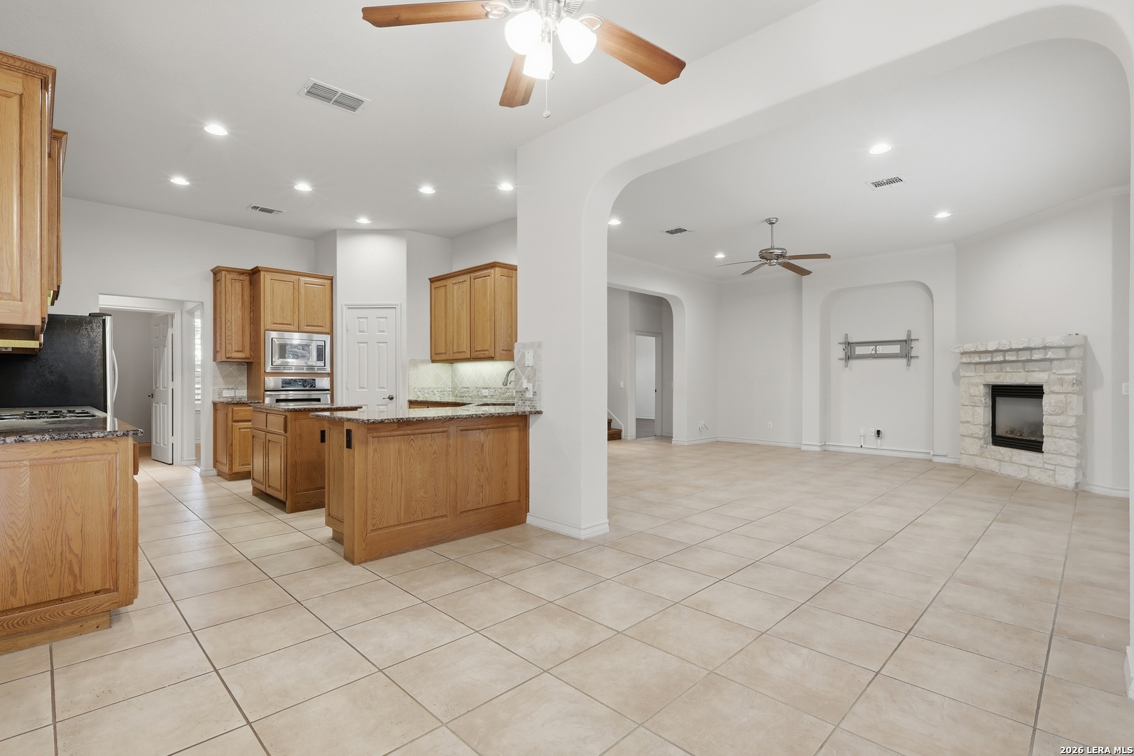 18339 Emerald Oaks